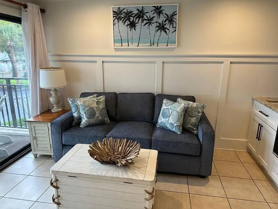 Barefoot Bungalow! Ocean View Couples Retreat Apartment *