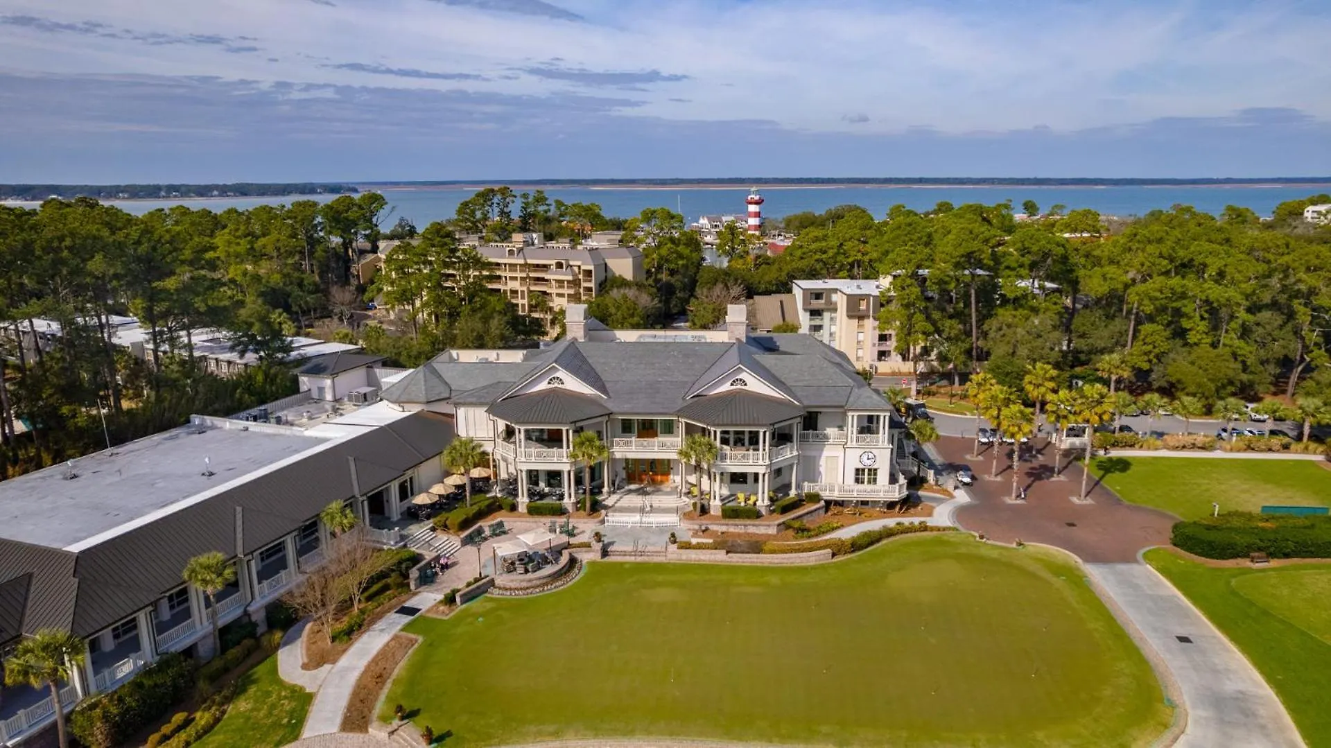 Loft, Bikes, Golf, Harbourtown Villa Hilton Head Island