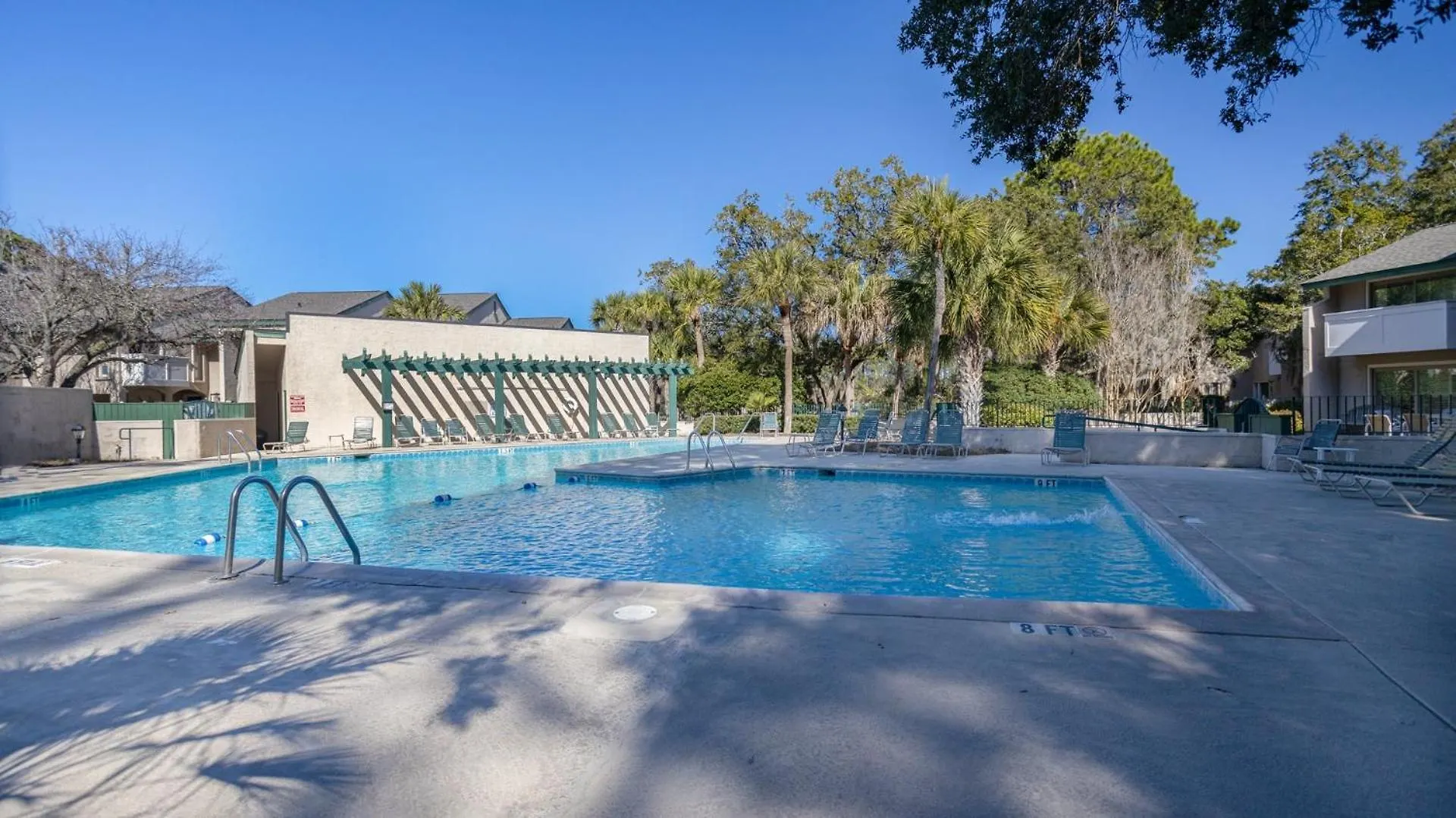 Loft, Bikes, Golf, Harbourtown * Hilton Head Island