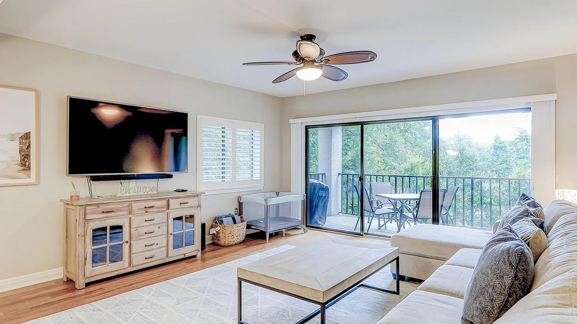 Village House Apartment
