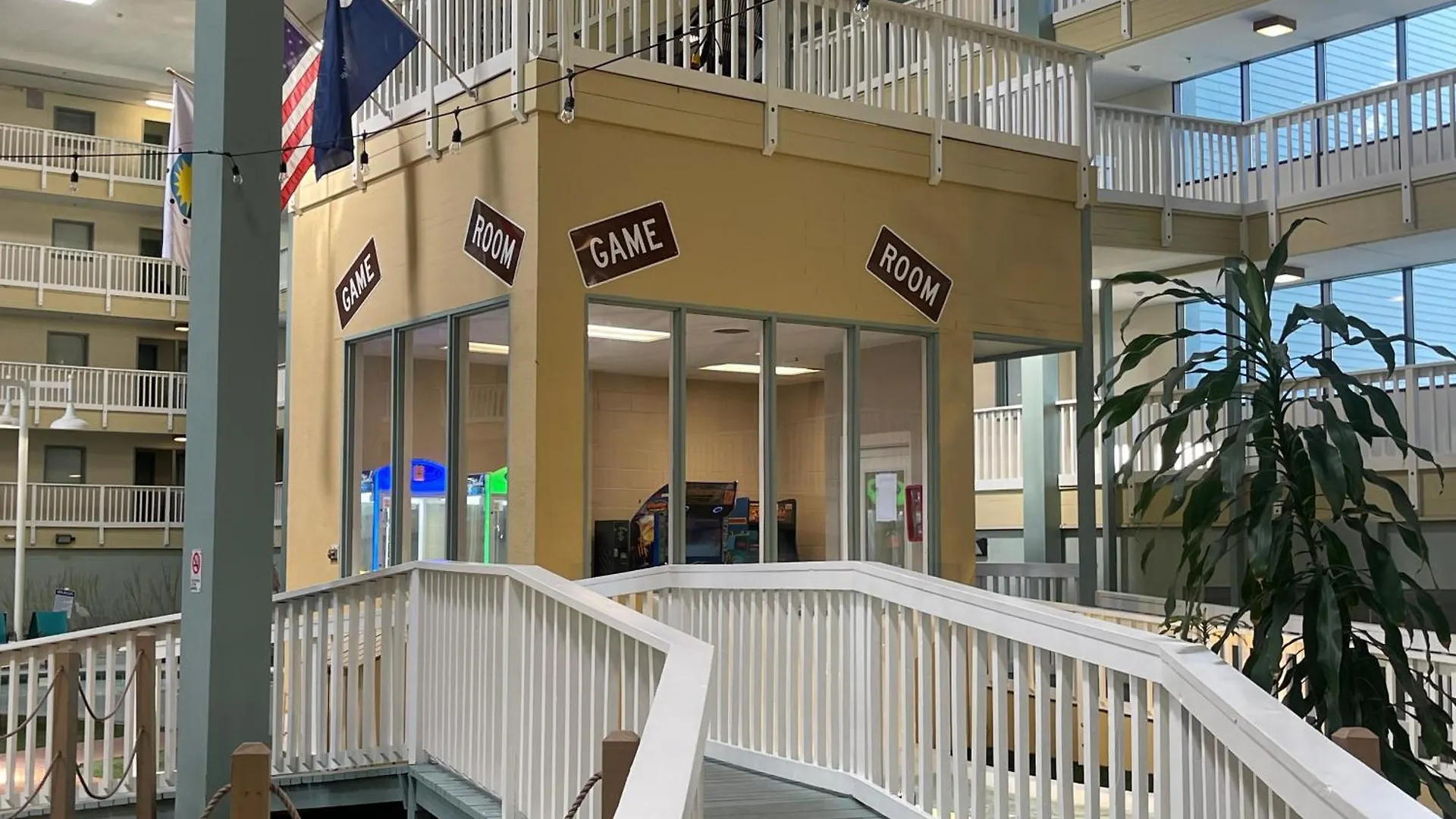 Daze-2 Bedroom, Short Walk To The * Hilton Head Island