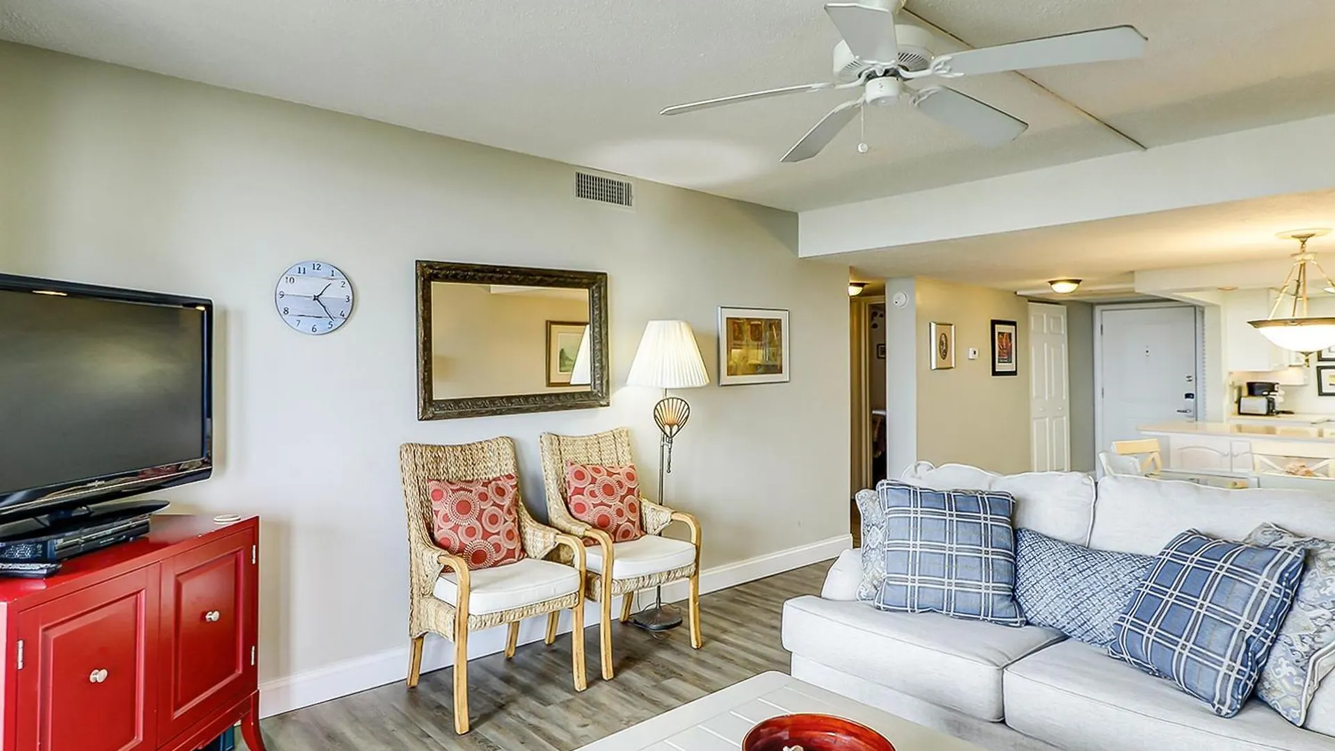 Apartment Island Club 6