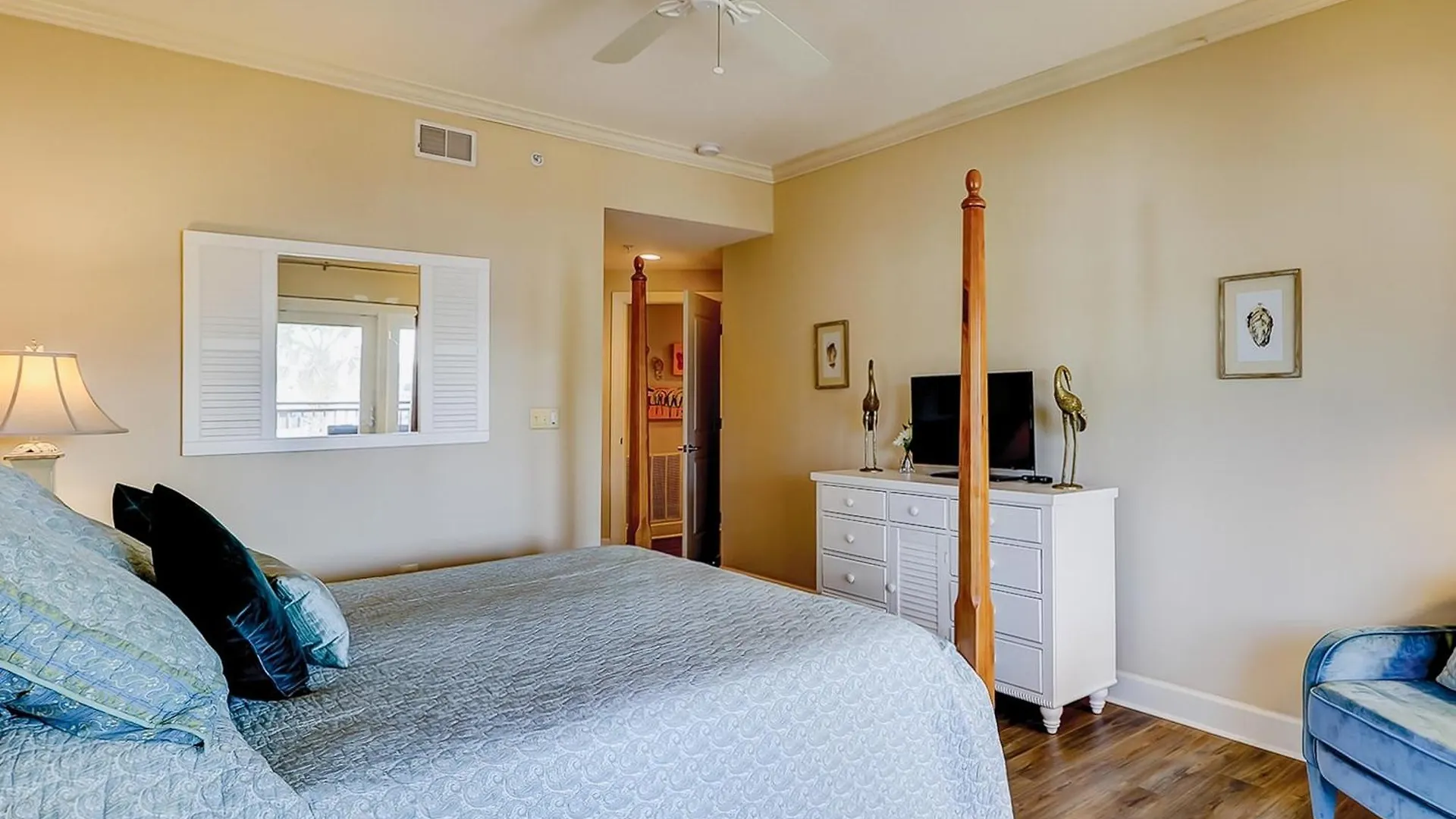 Mainsail Apartment