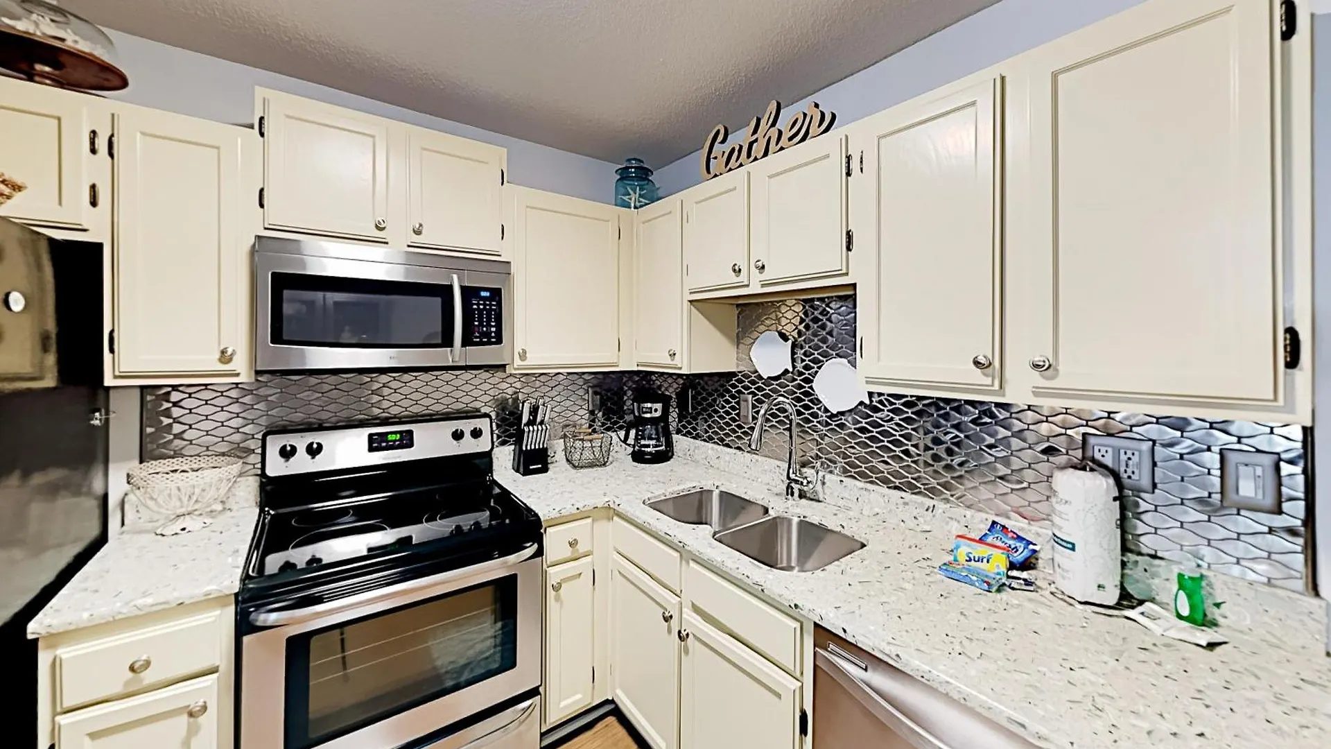 On Port Royal Sound Iii Apartment *