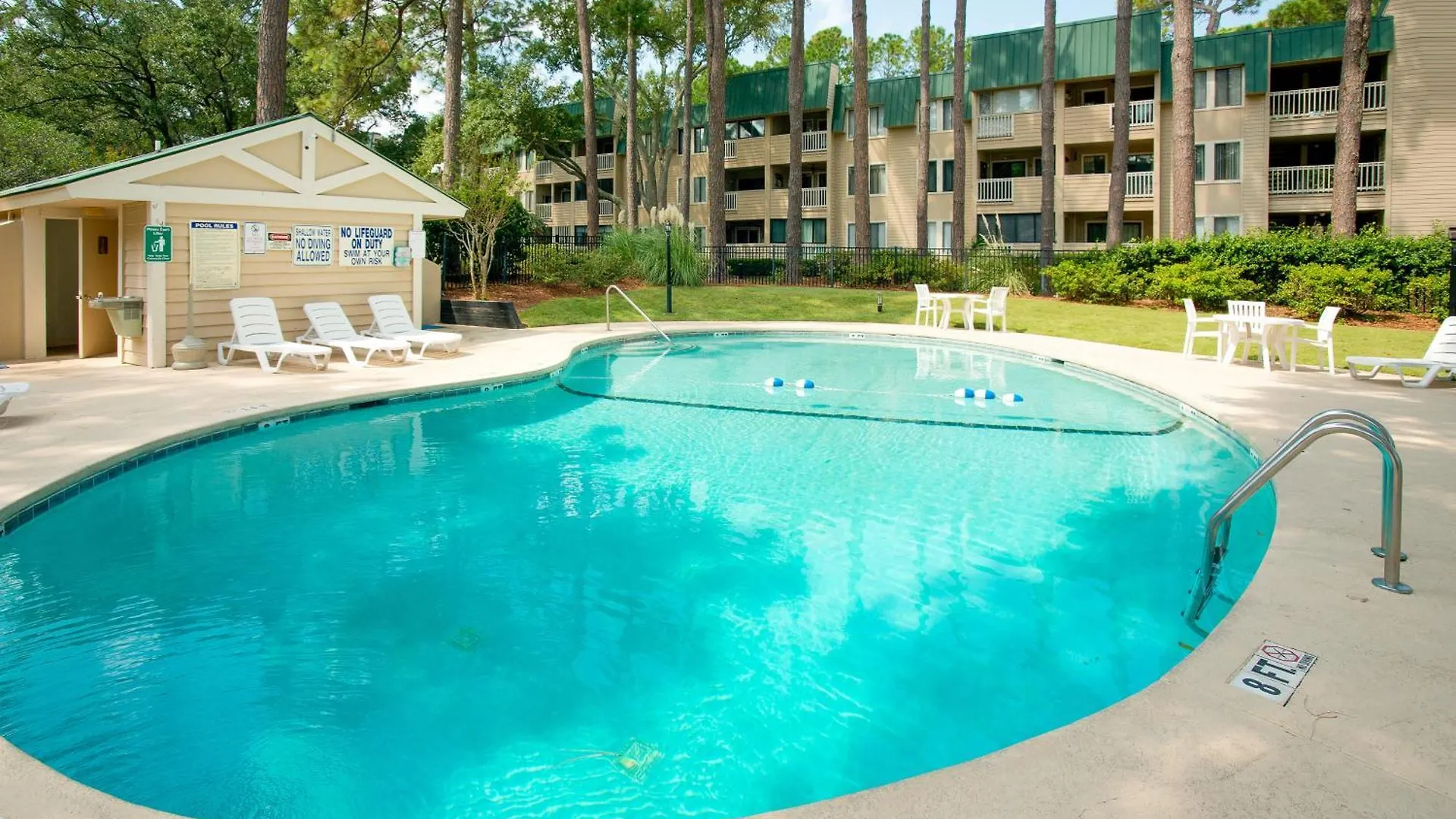 Apartment On Port Royal Sound Iii