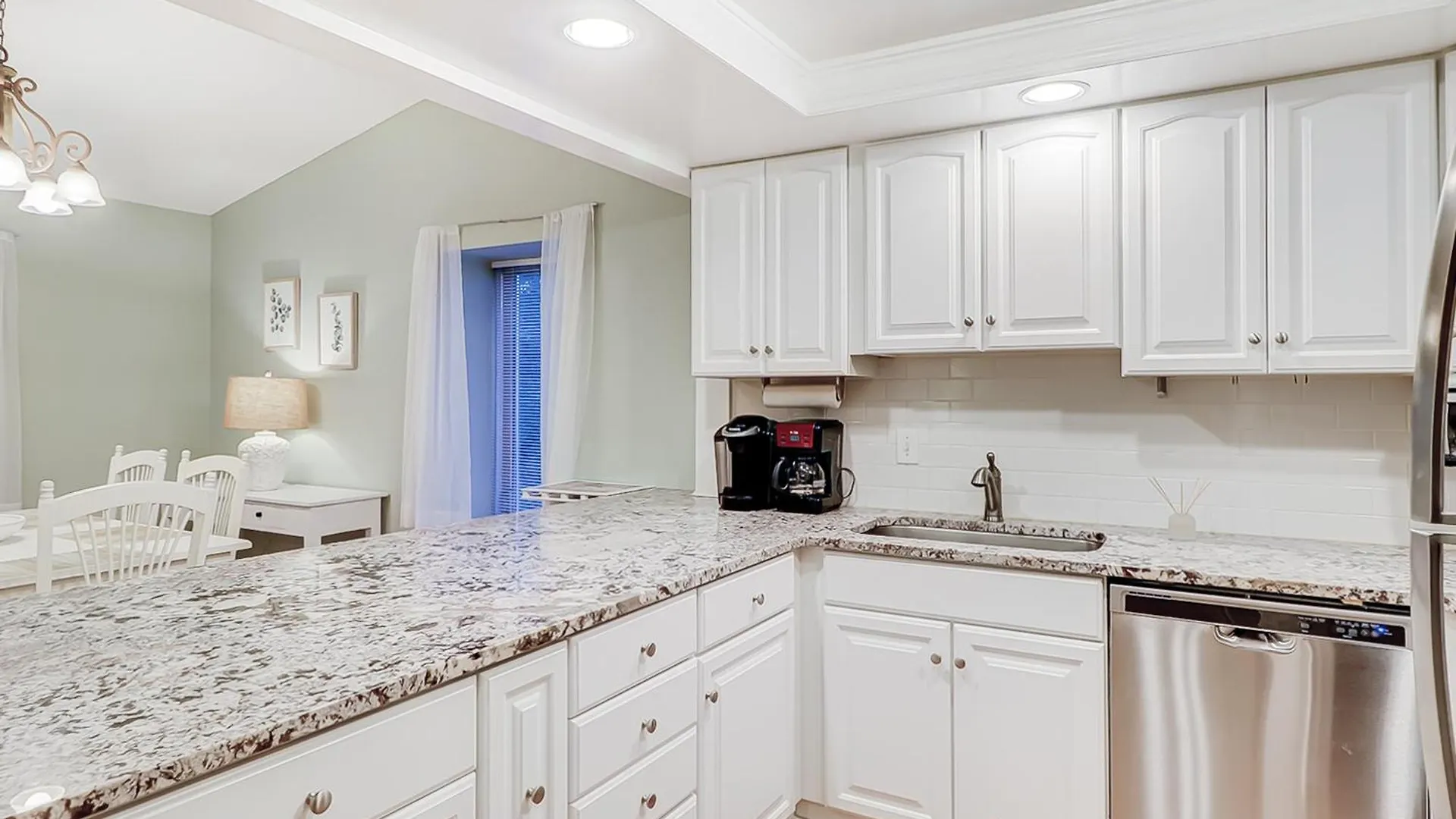Bluff Apartment