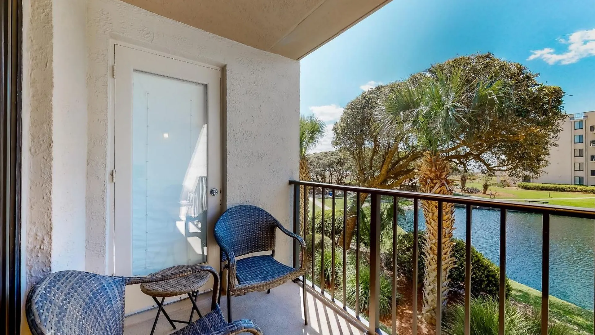 Apartment Island Club 6 *