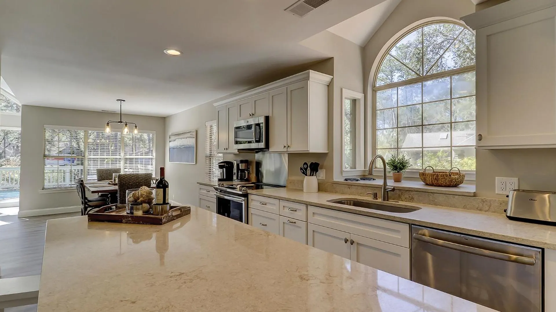 41 Governors Rd 3 Bedroom Private Pool