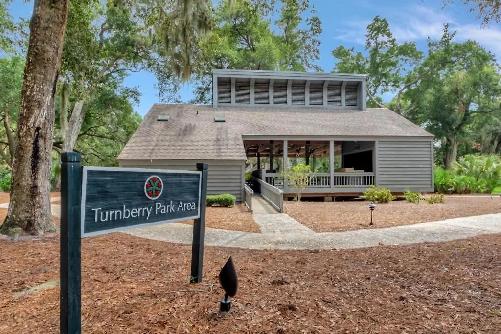 Turtles And Tails Pd Turnberry Village * Hilton Head Island
