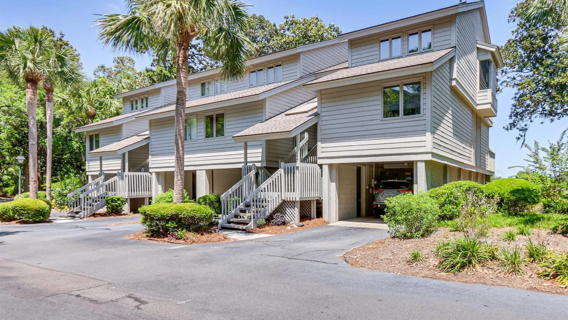 Modern With Pool Access! Hilton Head Island