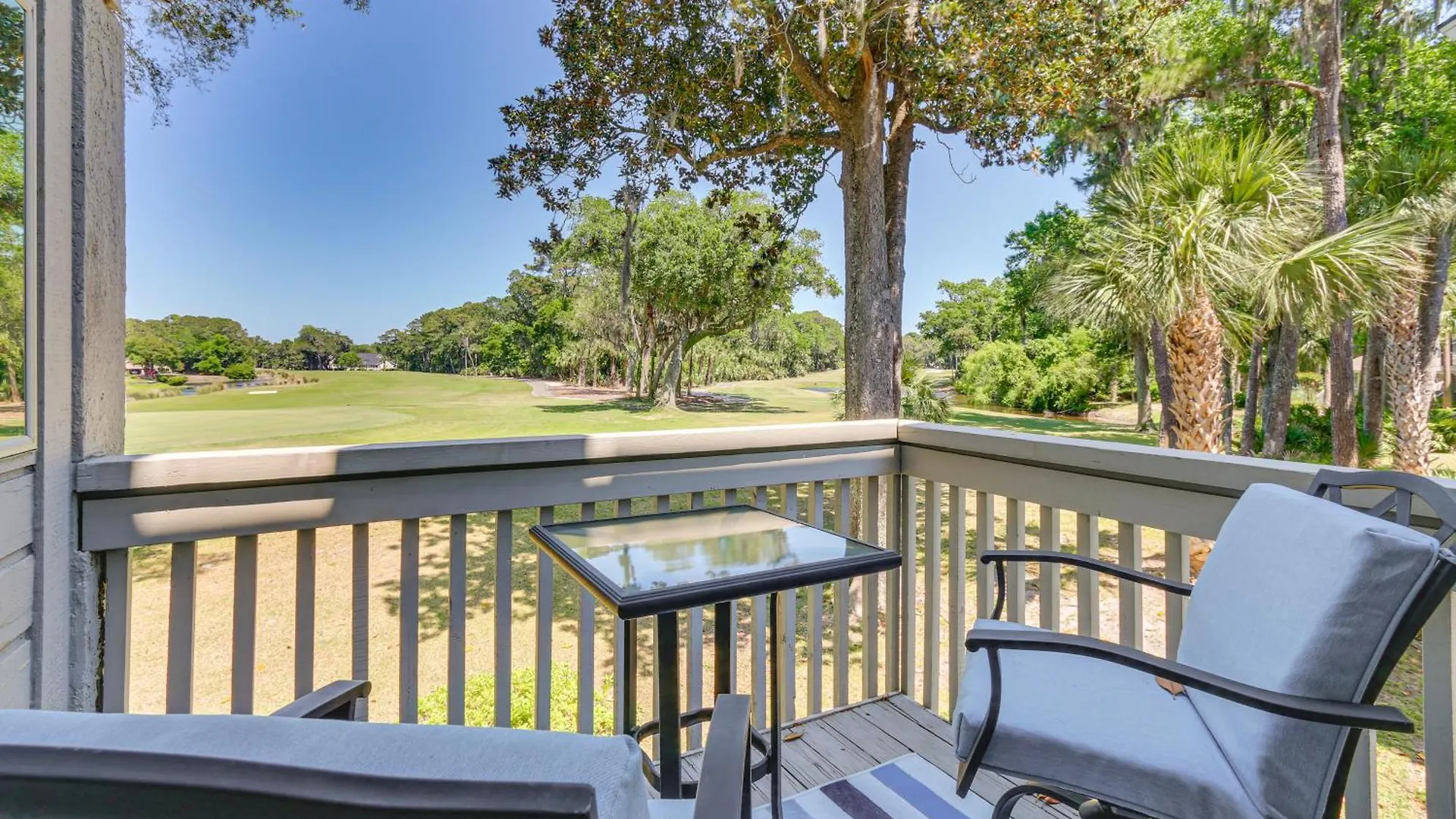 Modern With Pool Access! Villa Hilton Head Island