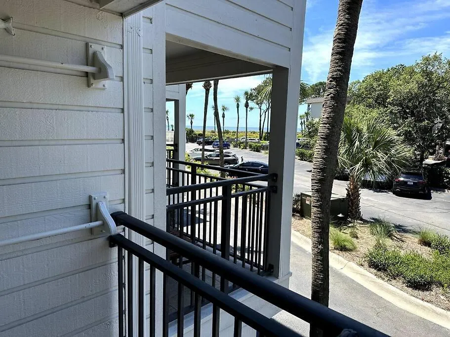 Castaways King On Apartment Hilton Head Island