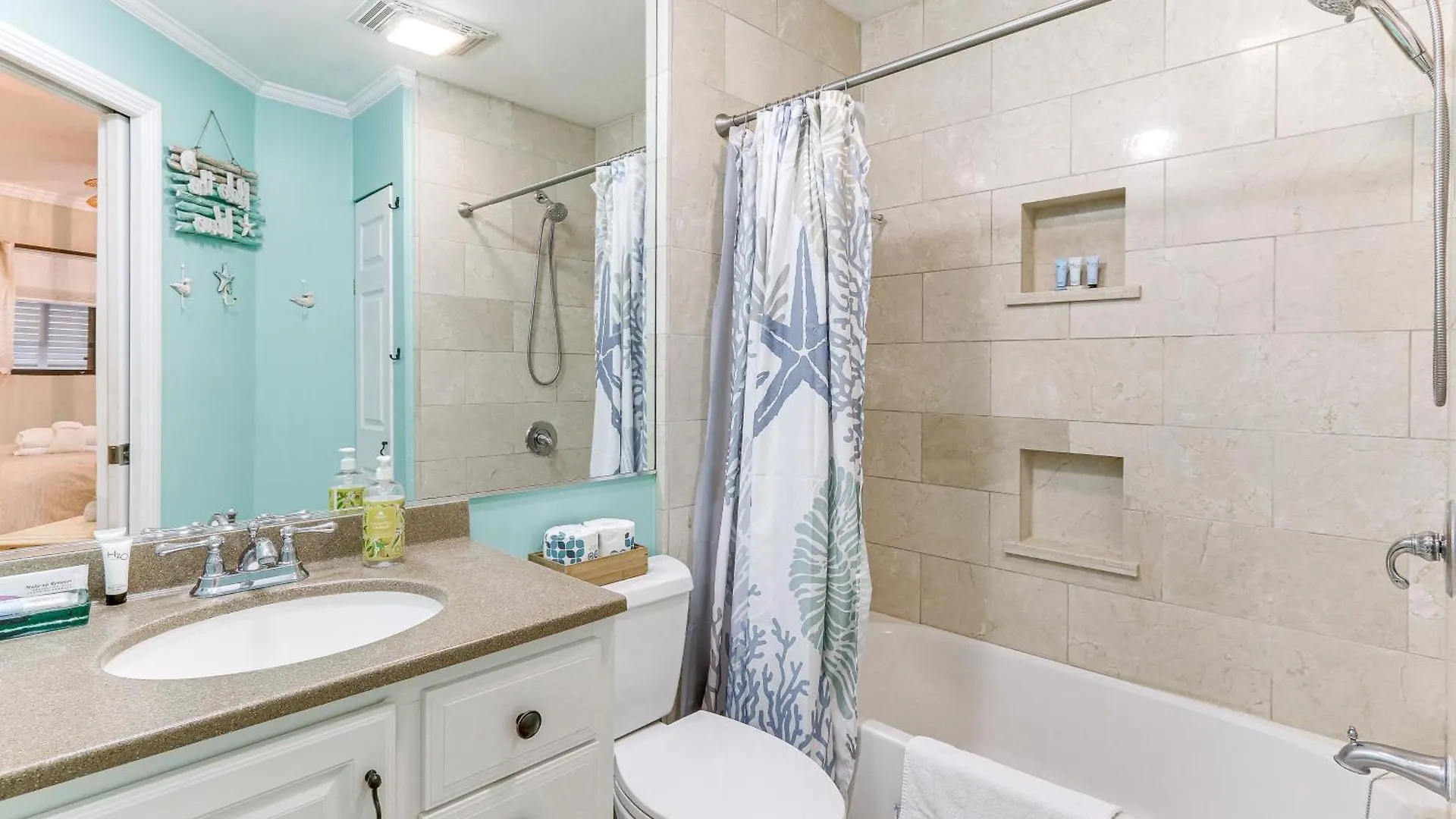 Apartment Hilton Head Gem Walk To Coligny Plaza And Beach! *