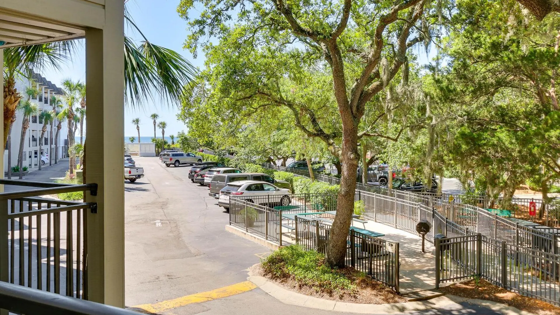 Hilton Head Gem Walk To Coligny Plaza And Beach! Apartment Hilton Head Island