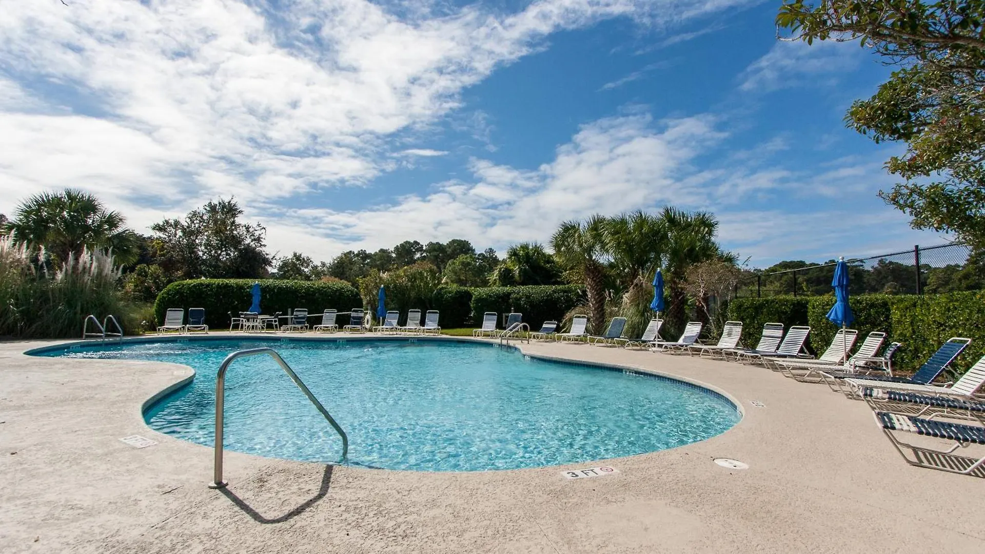 Golf Views, Access, Large Villa Hilton Head Island