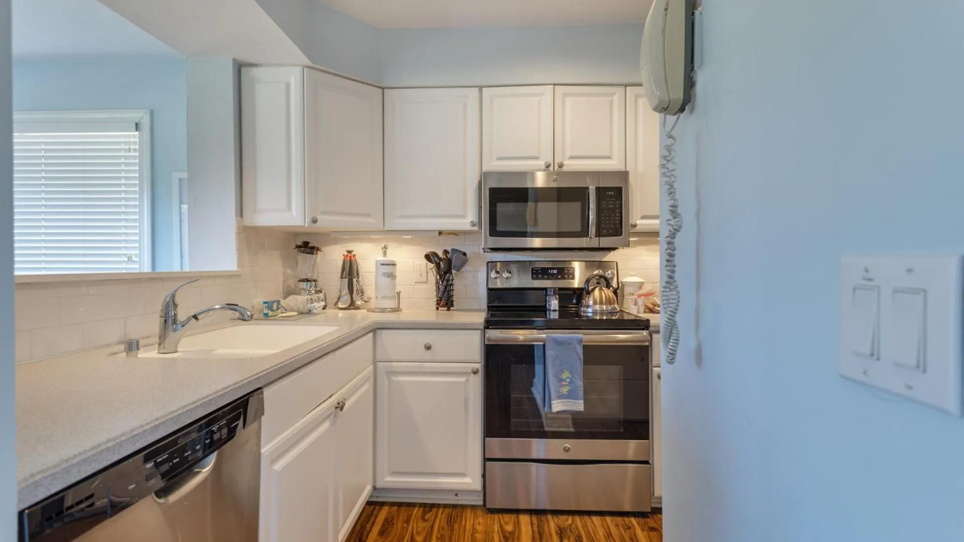 Golf Views, Private Deck, Kitchen