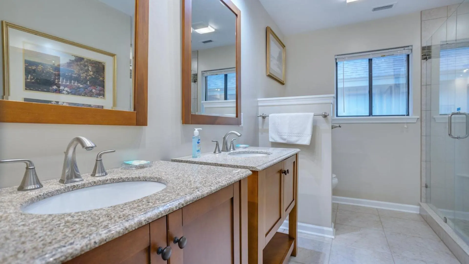 Holiday home Golf Views, Private Deck, Smart Tvs *