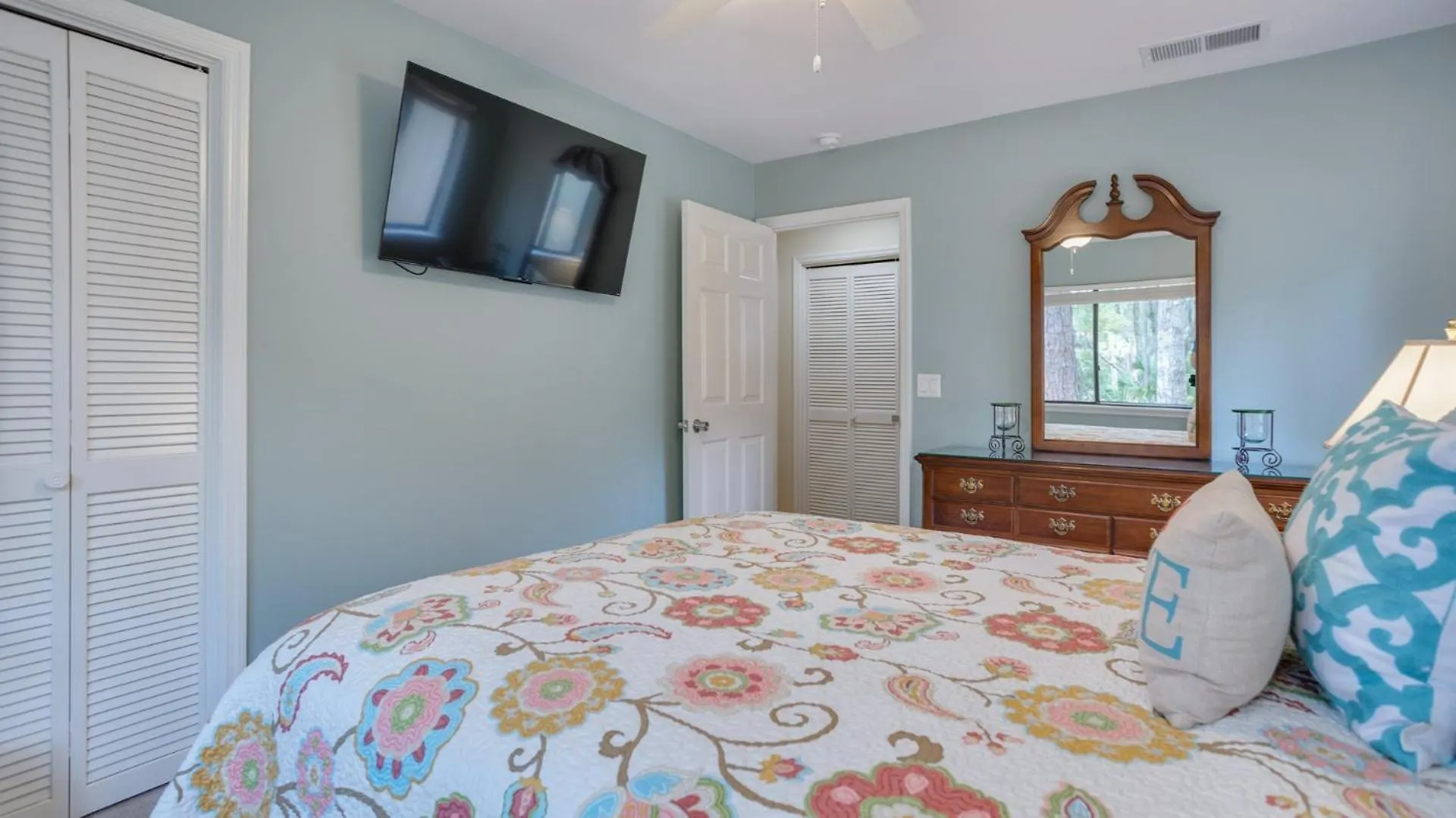 Golf Views, Private Deck, Smart Tvs Holiday home *