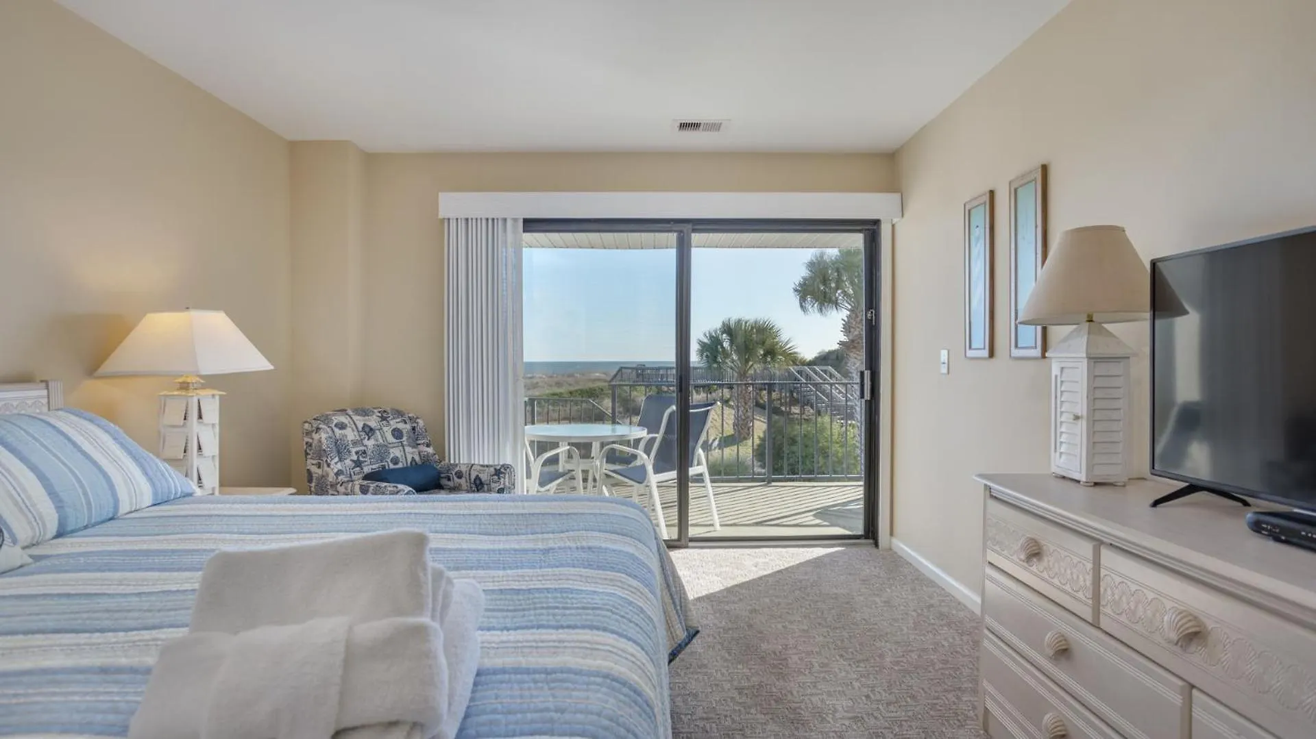 Villa Oceanfront, Smart Tvs, Balcony