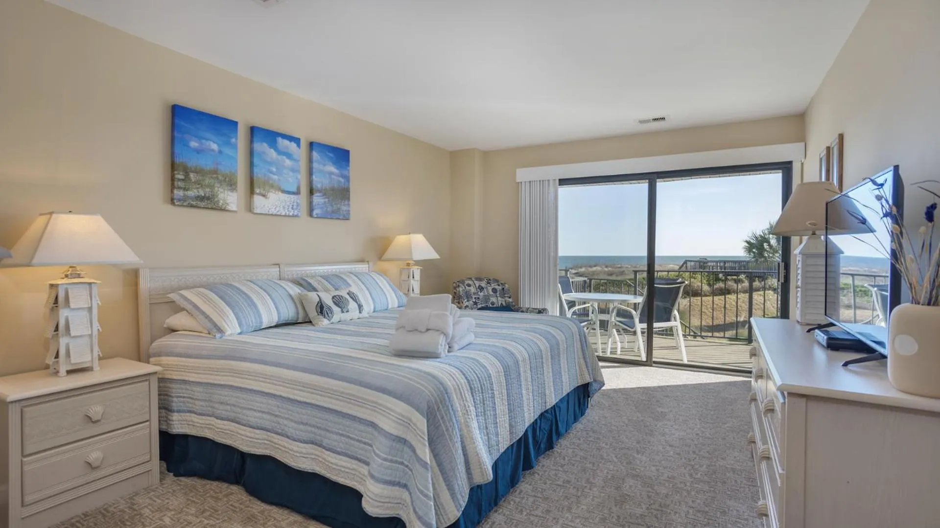 Oceanfront, Smart Tvs, Balcony *