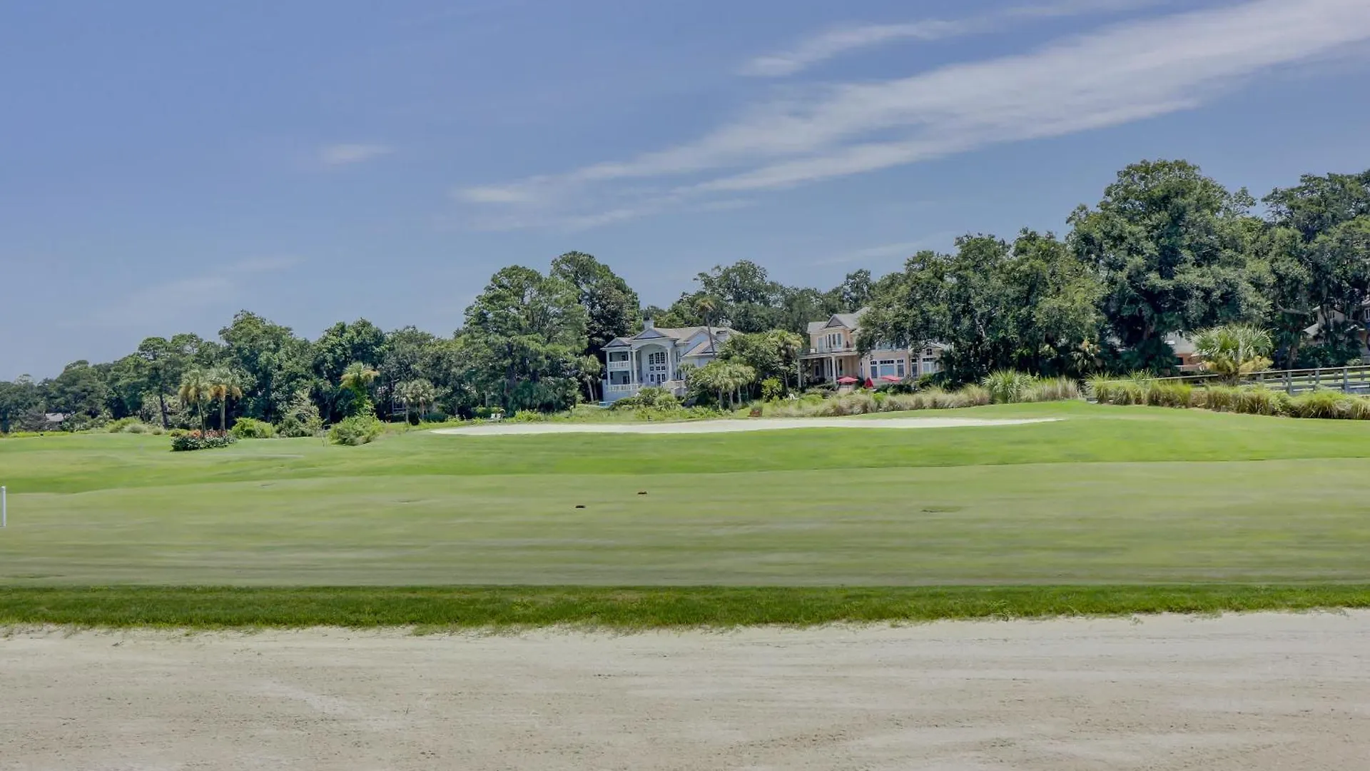 Golf Views, Grill,