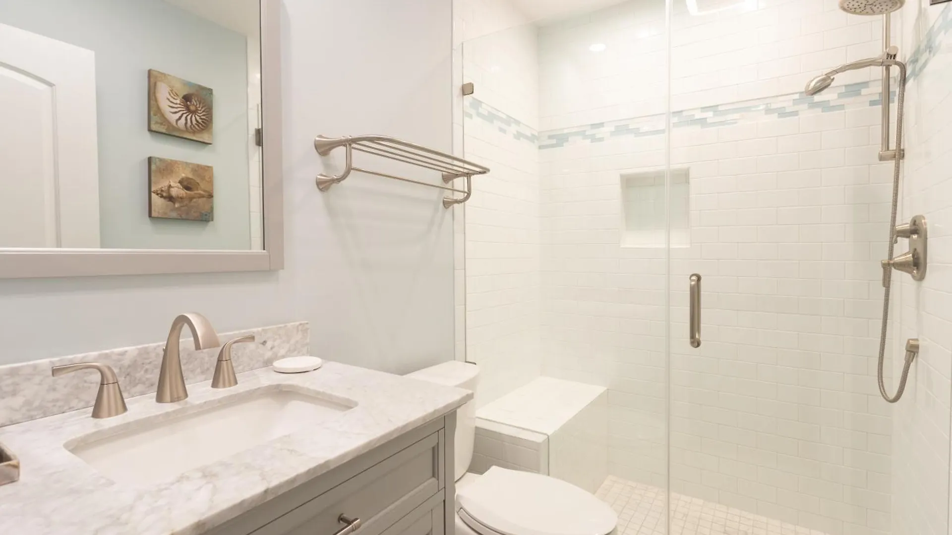 Golf Views, Walk In Shower, Private Deck * Hilton Head Island