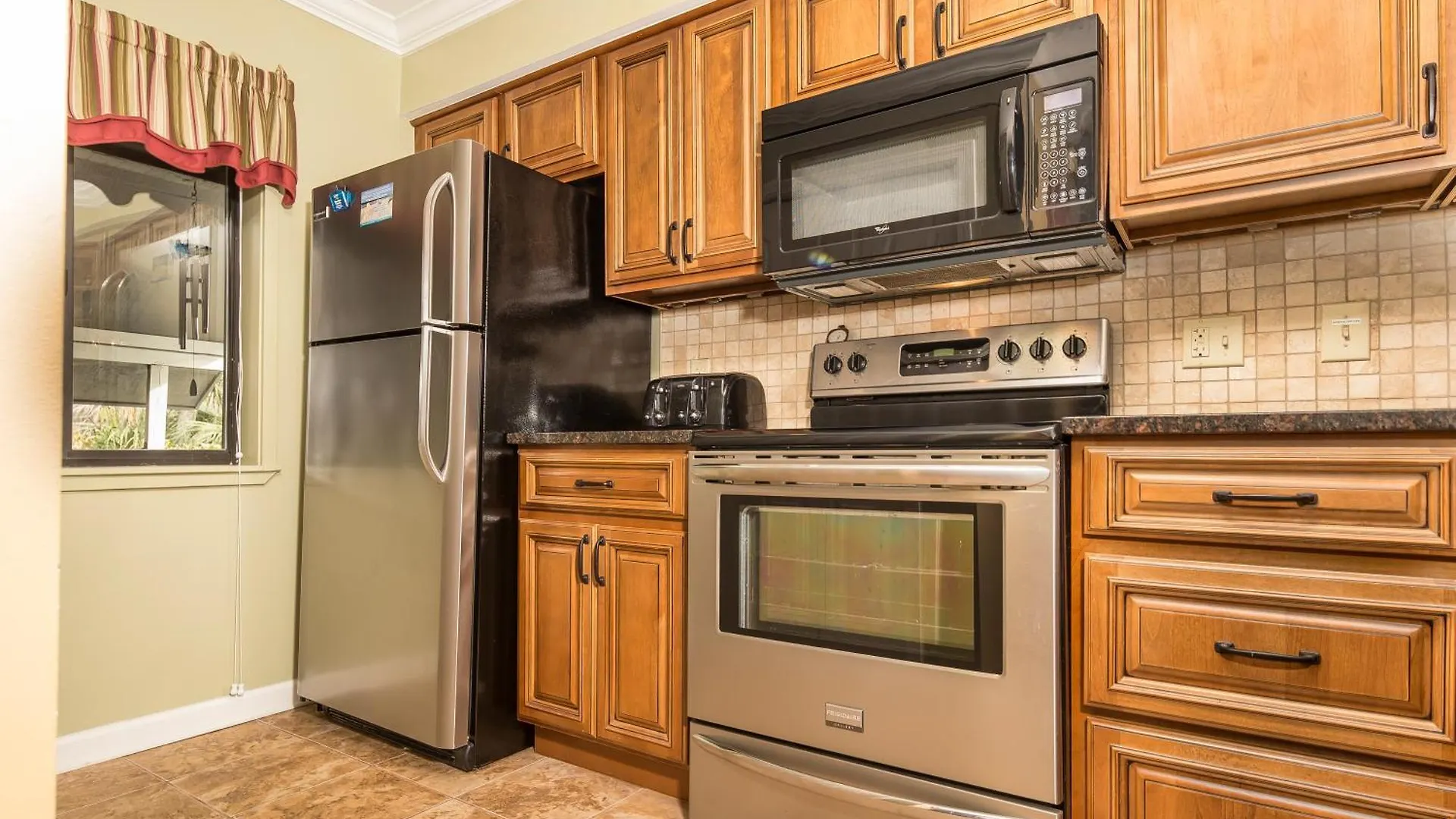Golf Views, Walk In Shower, Private Deck Hilton Head Island