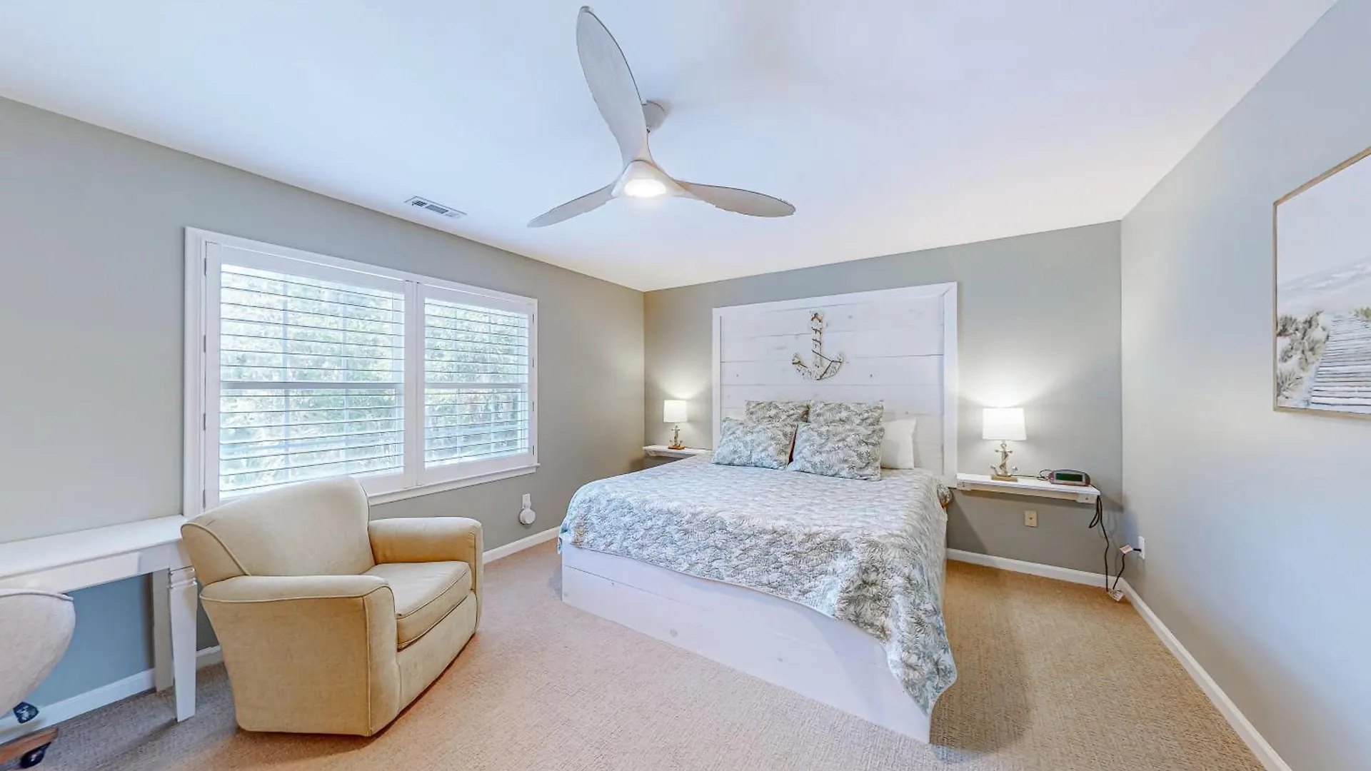 27 Lagoon Road Holiday home *
