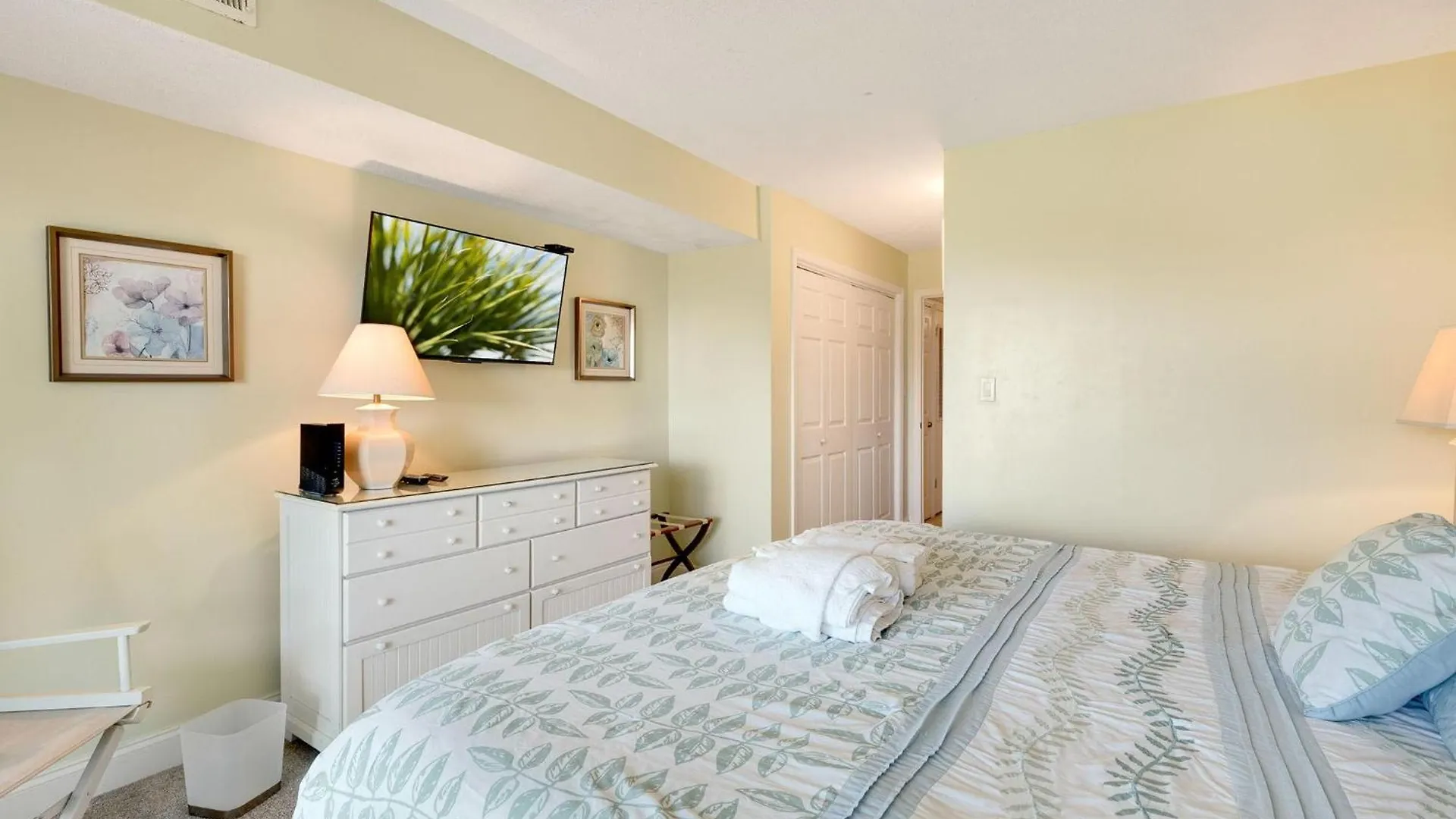 Shorewood 203