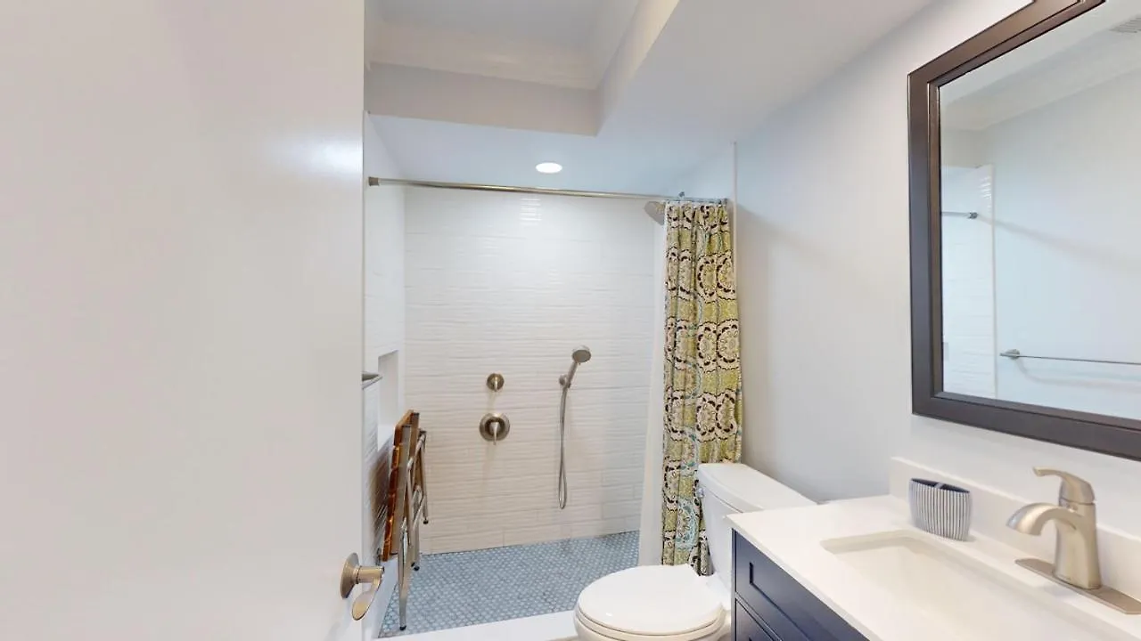 946 Inverness Village