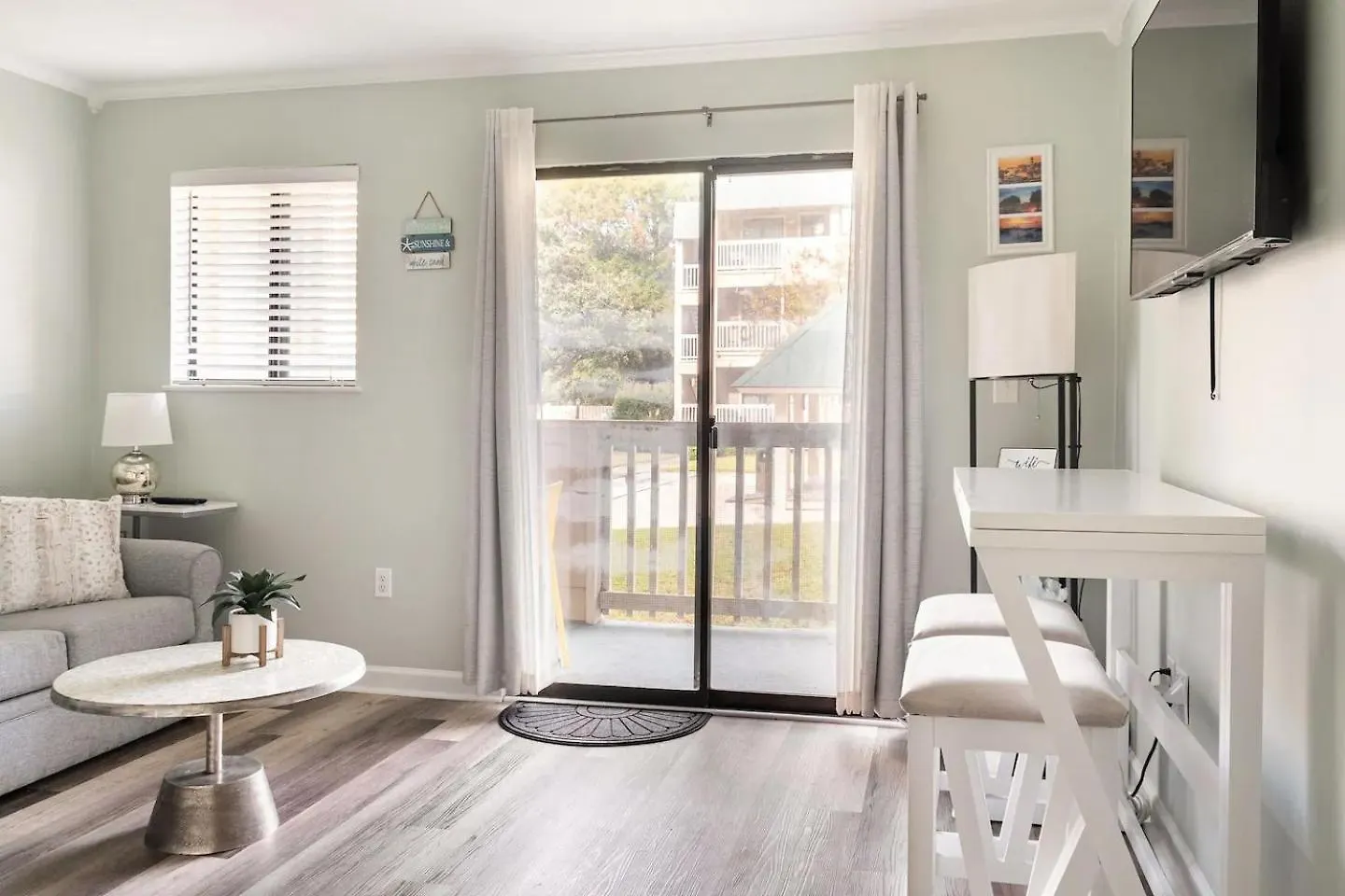 Dreamy Hhi Retreat With Pool, Gym