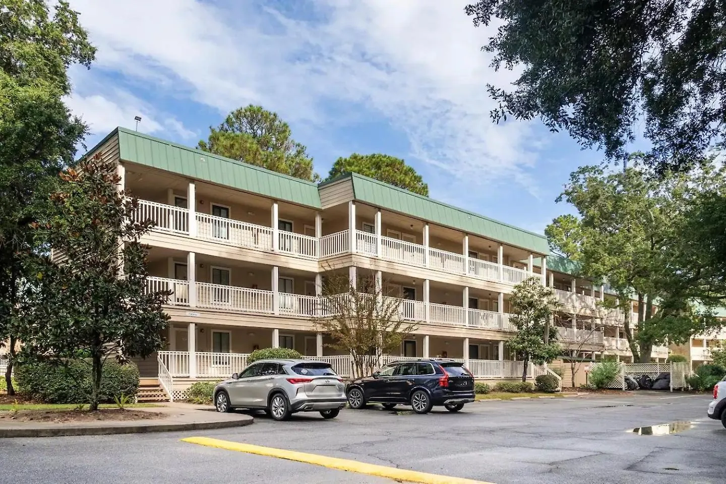 Apartment Dreamy Hhi Retreat With Pool, Gym *