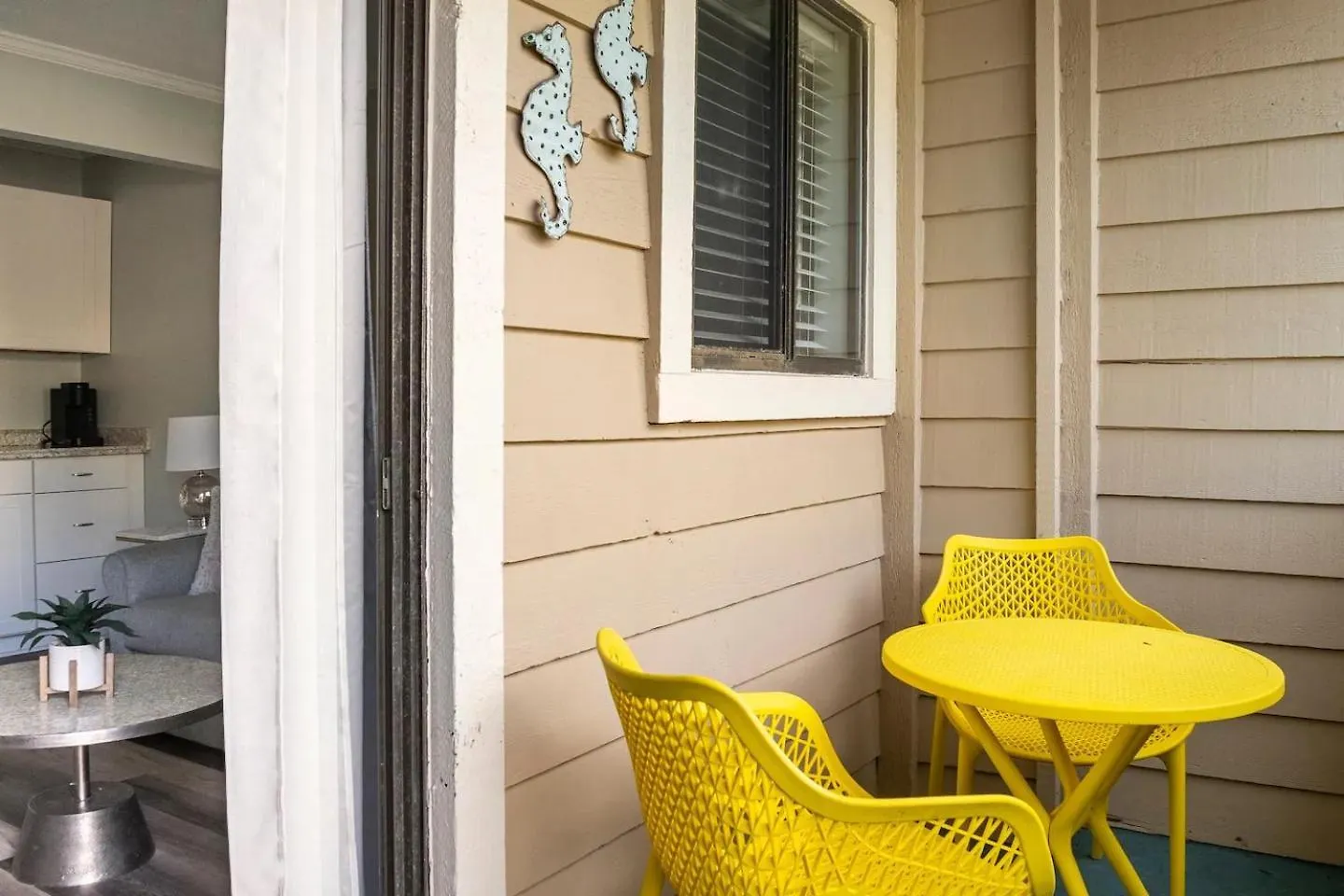 Apartment Dreamy Hhi Retreat With Pool, Gym