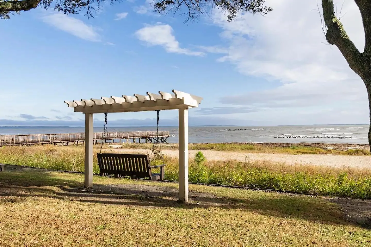 Dreamy Hhi Retreat With Pool, Gym Apartment Hilton Head Island