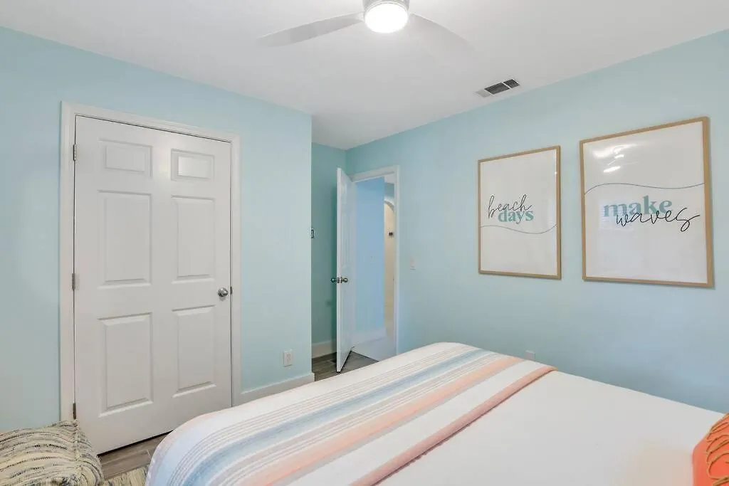 Holiday home Charming 3br 2 Bath With Hot Tub! Hilton Head Island