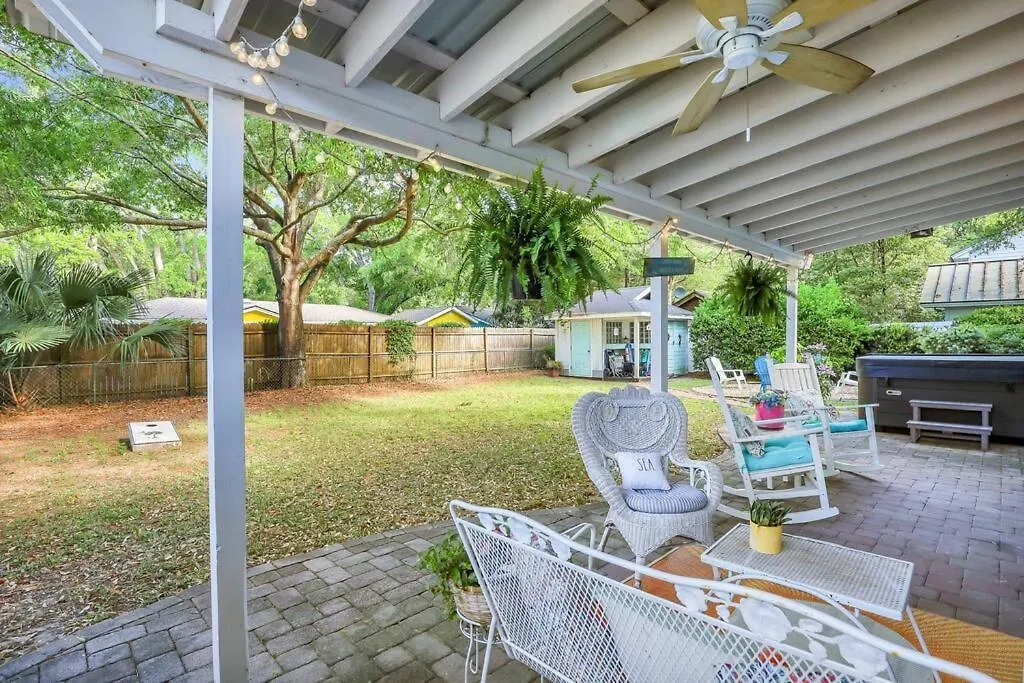 Charming 3br 2 Bath With Hot Tub! Hilton Head Island