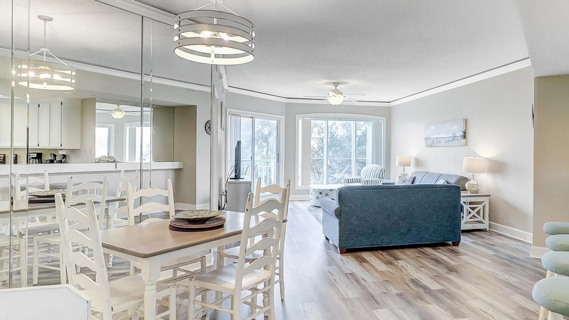 Windsor Place Apartment *