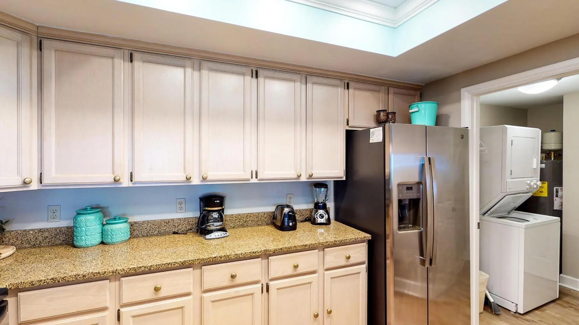 Windsor Place Apartment *