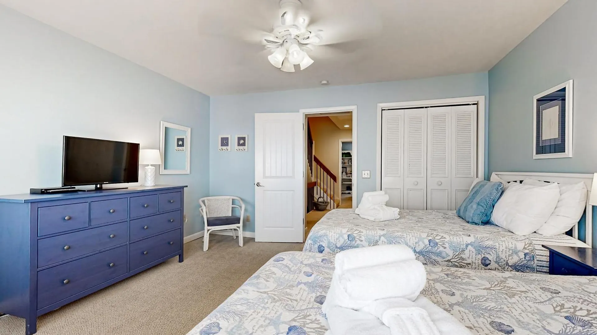Apartment Surf Court