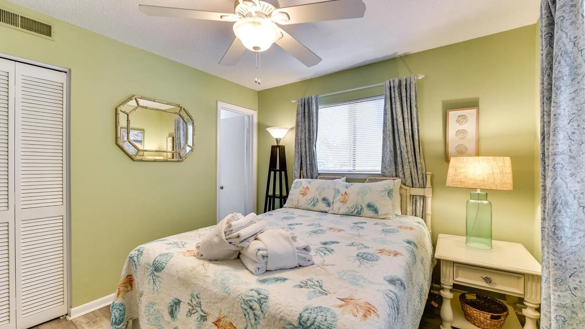 Hilton Head About Half Mi To Folly Field Beach! Apartment *