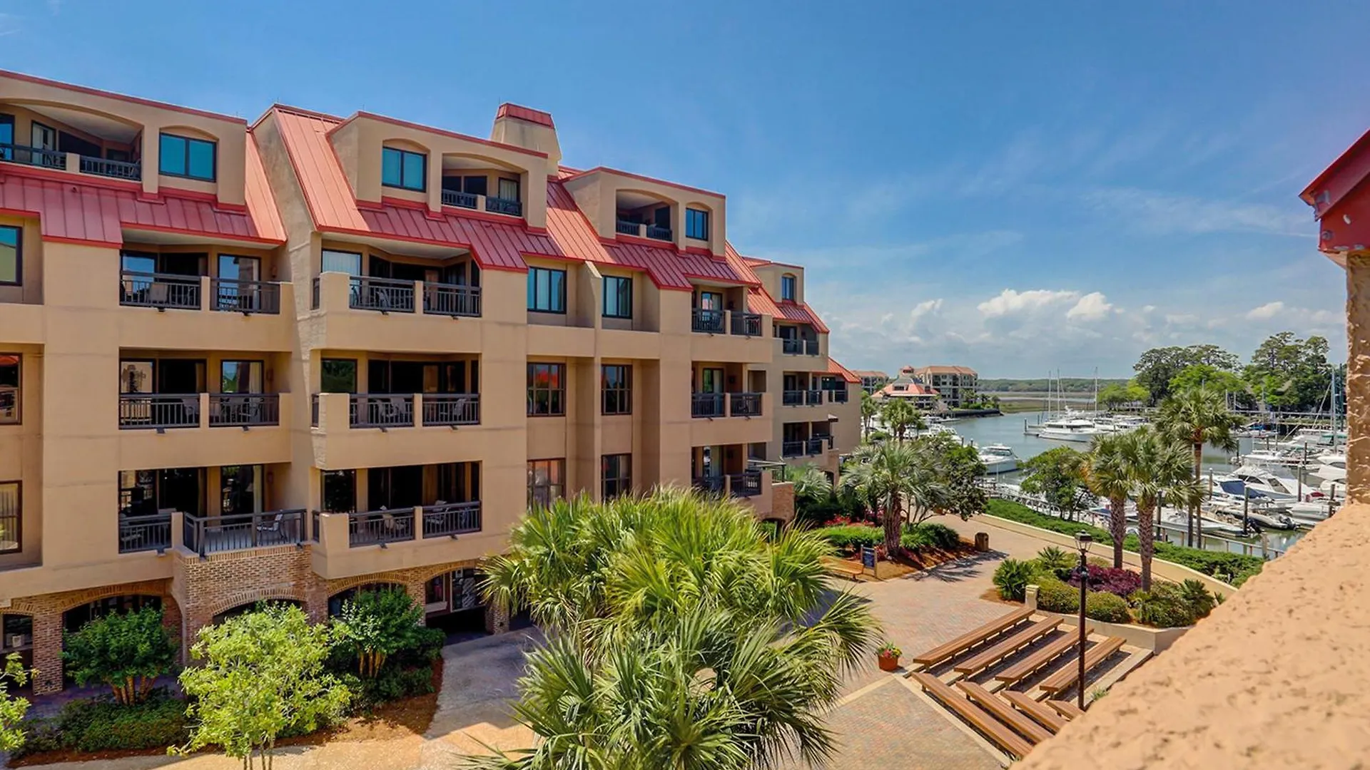 Villa Harbourside 7150