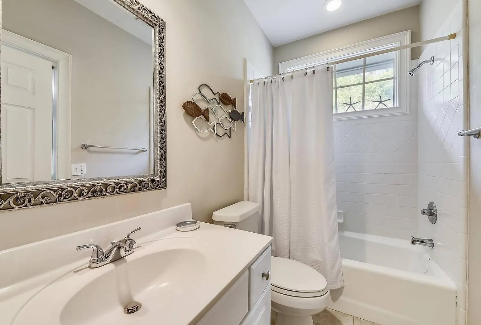 6 Wood Ibis - Host2coast Hilton Head Island