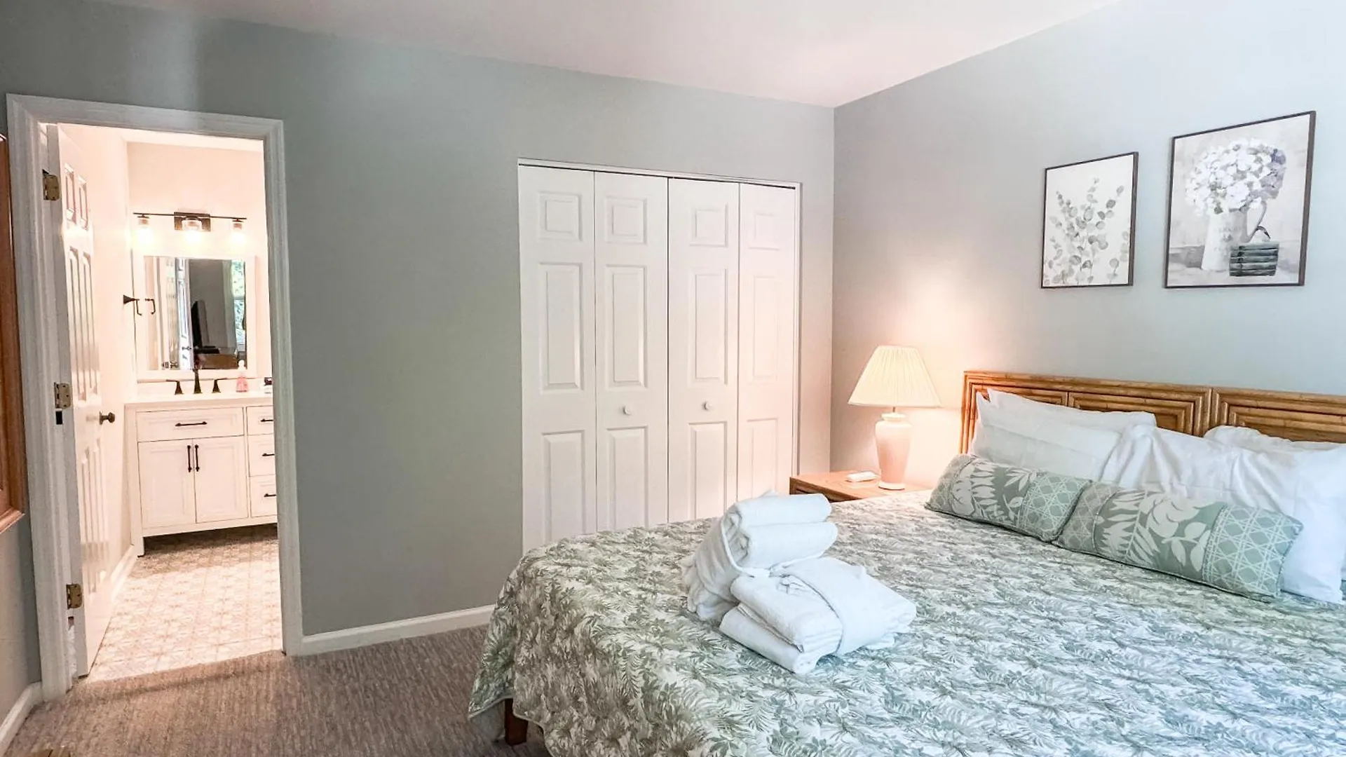 Villa 3318 Forest - Host2coast *