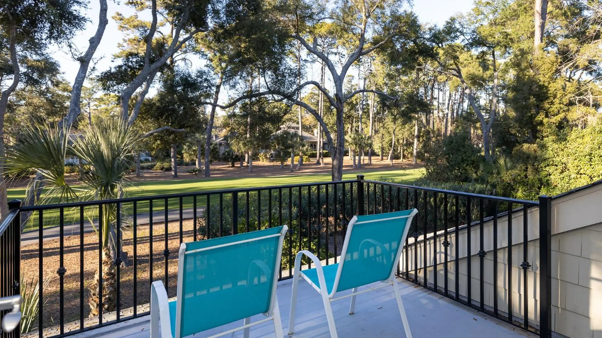 18 Turnberry Lane - Host2coast