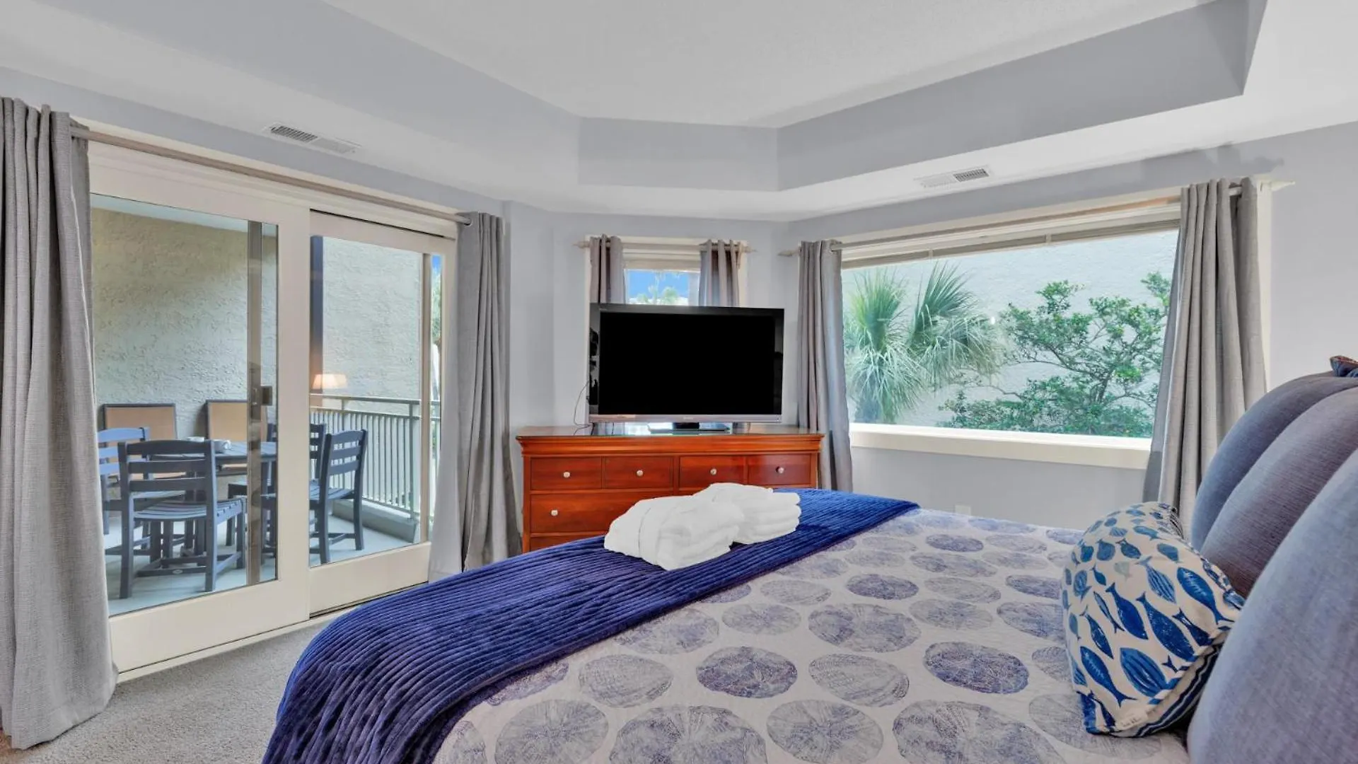 138 Shorewood *
