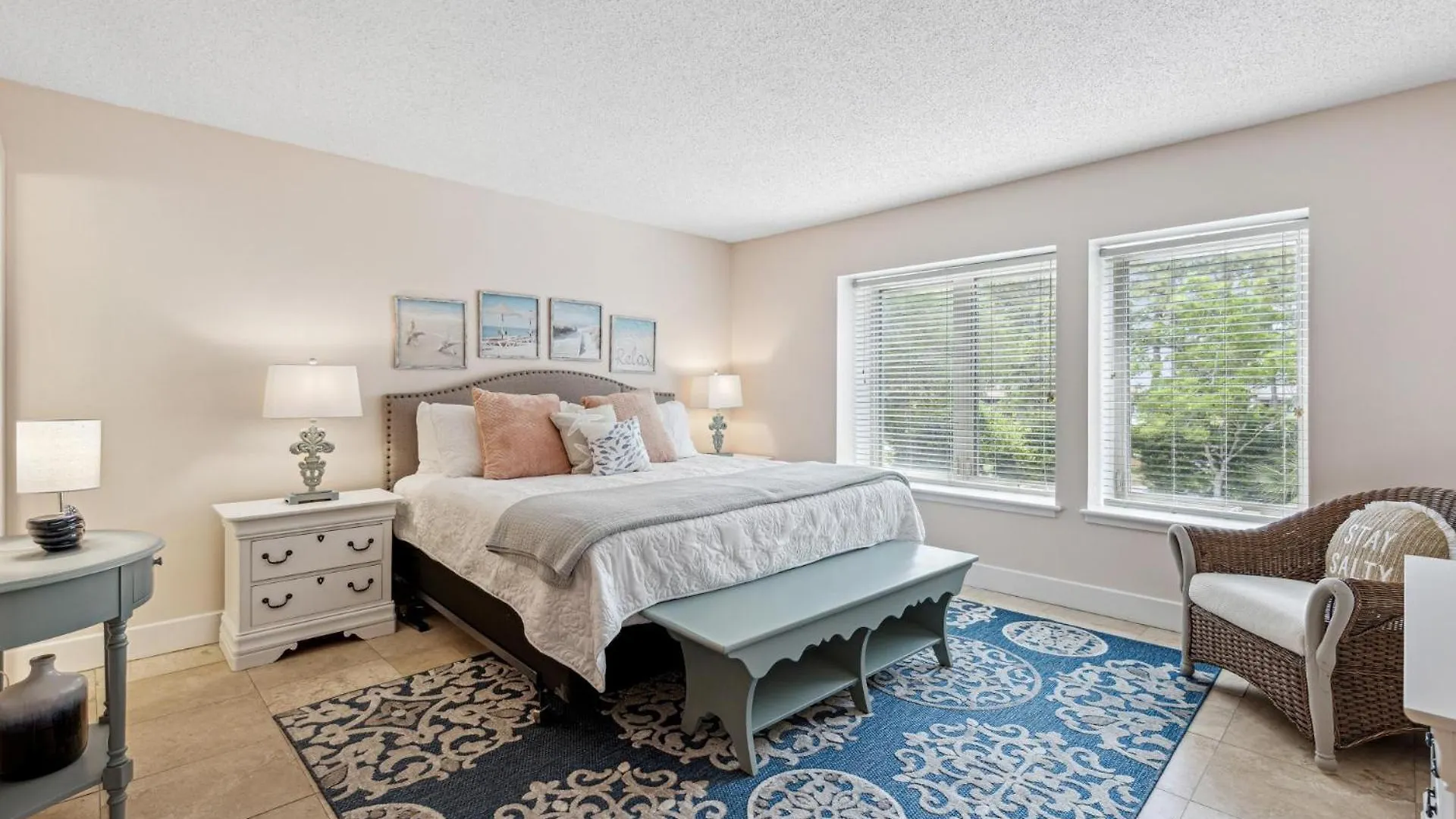 1732 Bluff *