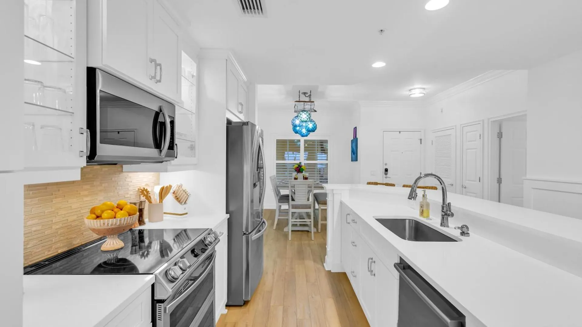 502 North Shore Place Villa
