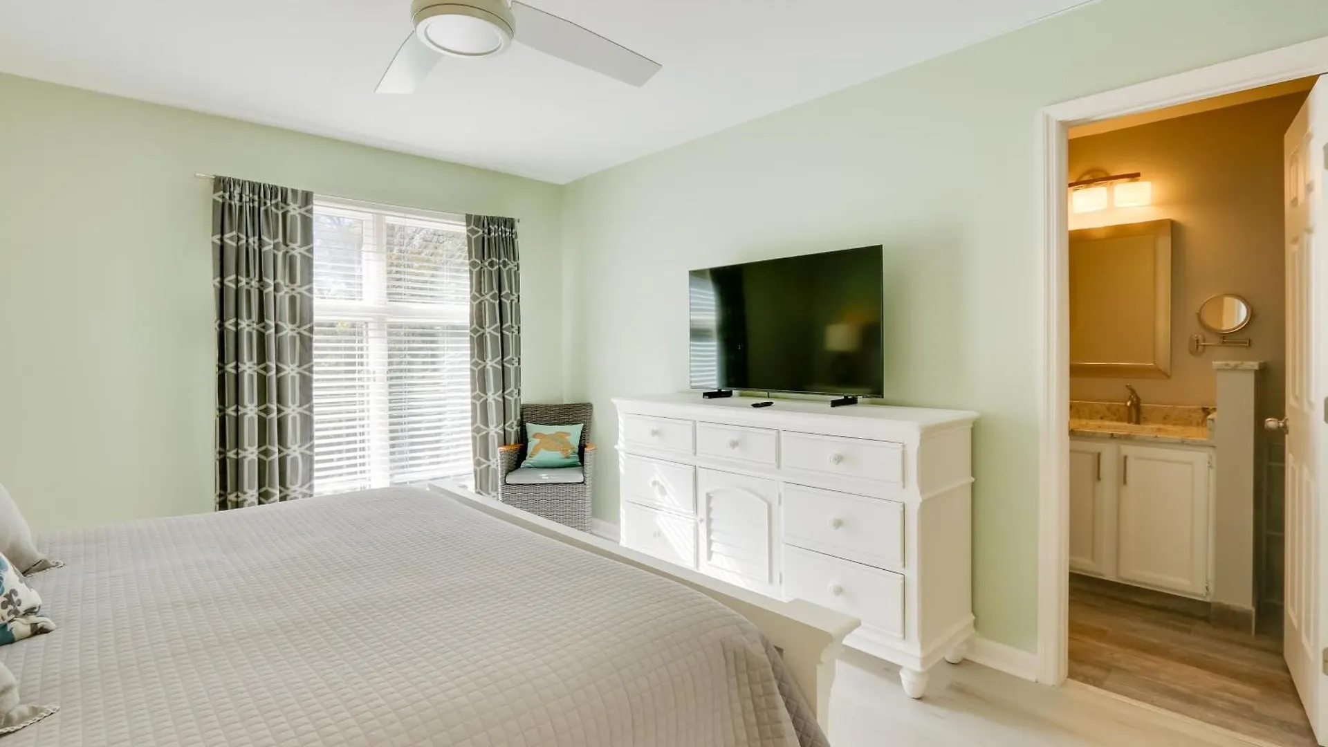 Apartment With Community Pool Hilton Head Island