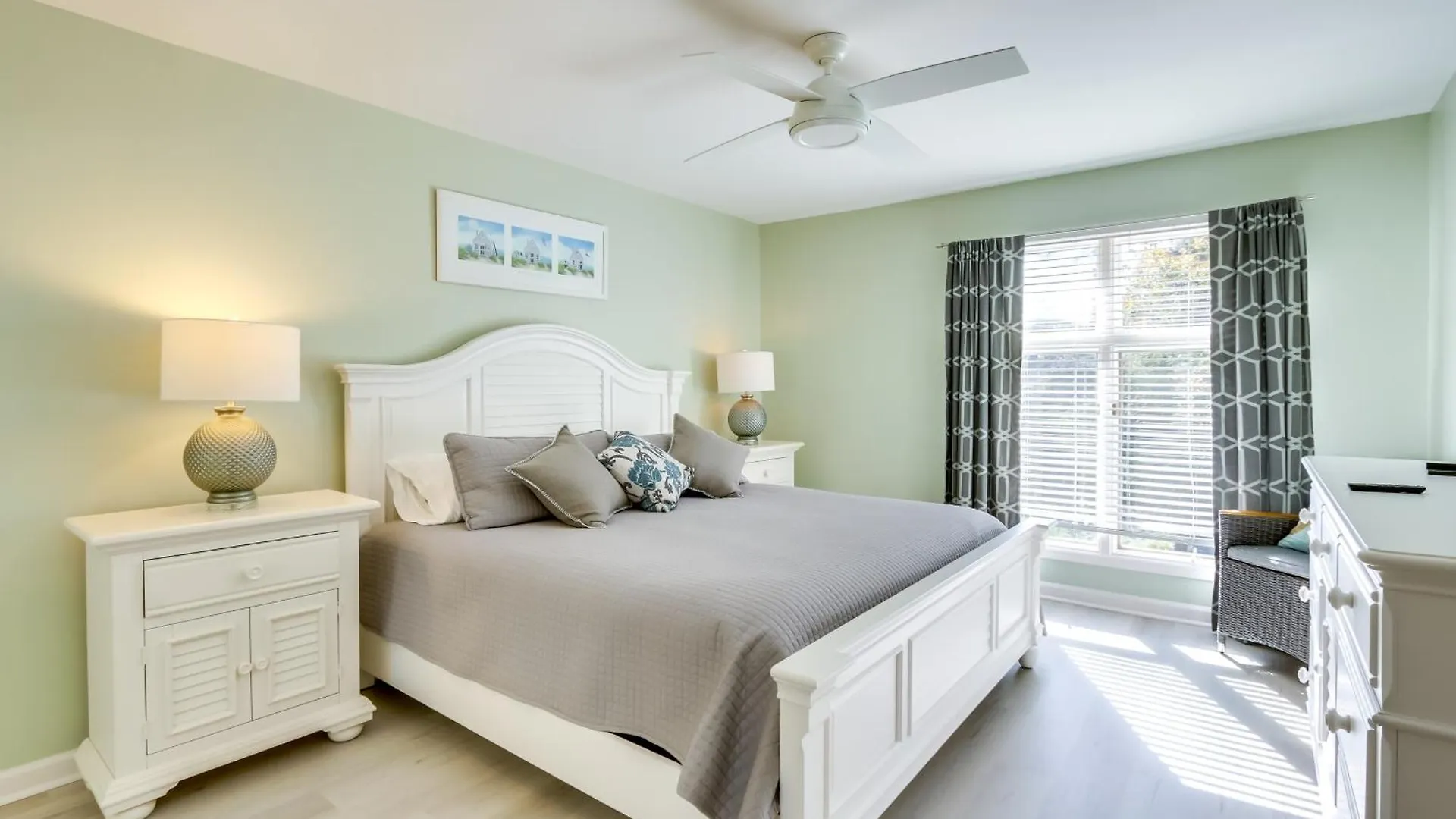 With Community Pool Apartment