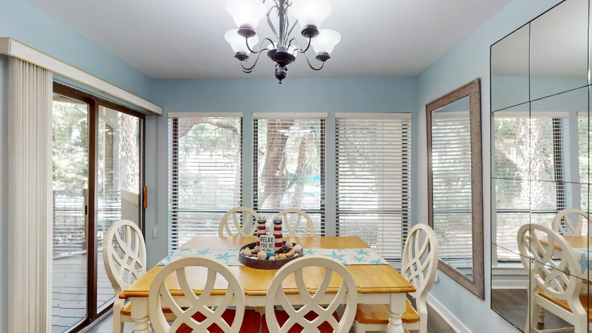 Lighthouse Tennis 2376 Apartment